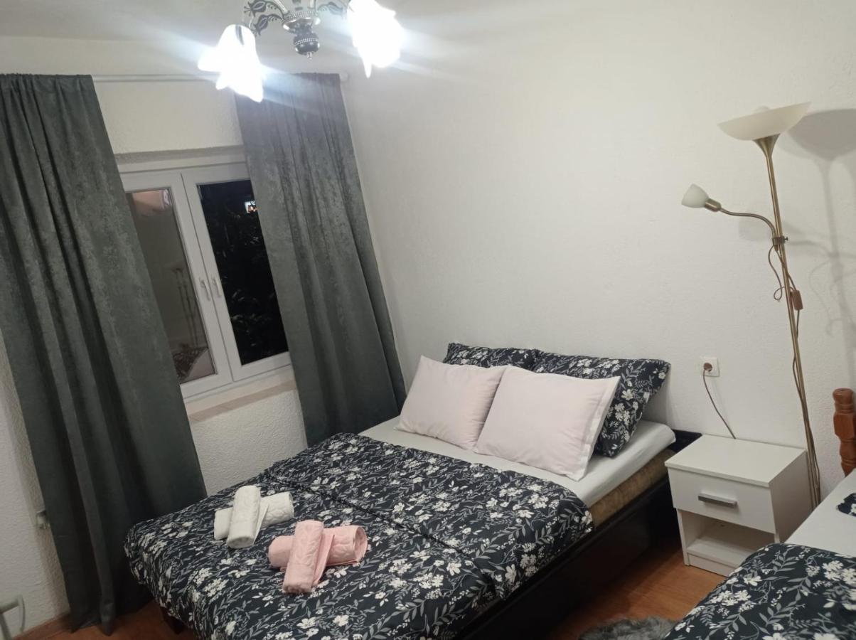דירות ליבנו Apartman Lili מראה חיצוני תמונה